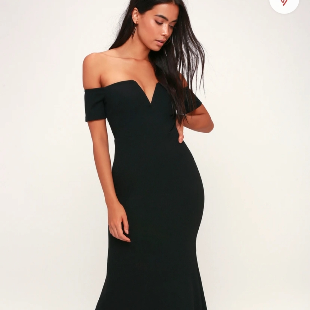Lulus black "lynne" maxi dress size small